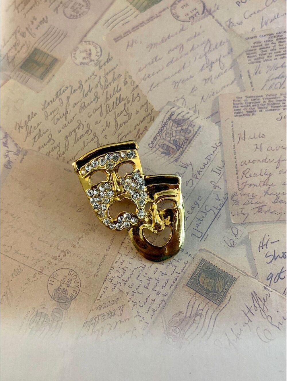 Vintage Gold Tone Comedy Tragedy Drama Masks Rhinestone Theater Brooch Pin